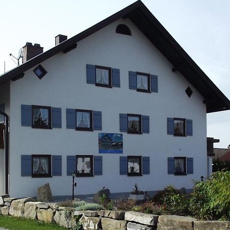 Gemuetliche Ferienwohnung In Urigem Bauernhaus プフロンテン エクステリア 写真